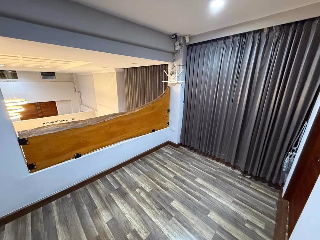 ขายอาคารพาณิชย์-35-ชั้น-ตกแต่งพร้อมอยู่-100-หิ้วกระเป๋าเข้าอยู่ได้เลย-มีระบบกันขโมย-กล้องวงจรปิด