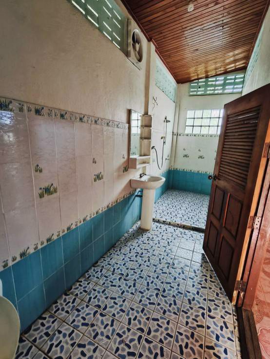 ขายบ้านไม้สักทอง-ตกแต่งสวยงาม-เมืองเวียงป่าเป้า-เชียงราย