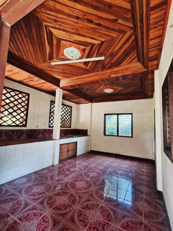 ขายบ้านไม้สักทอง-ตกแต่งสวยงาม-เมืองเวียงป่าเป้า-เชียงราย