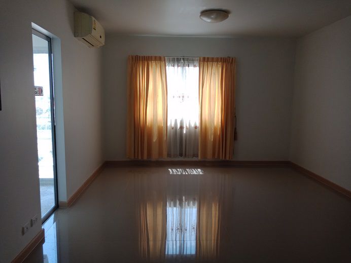 ขายคอนโดเดอะซีซั่น-ศรีนครินทร์-ชั้น-7-ตึก-a-วิวโล่งหันหน้าไปทางถนนเทพารักษ์