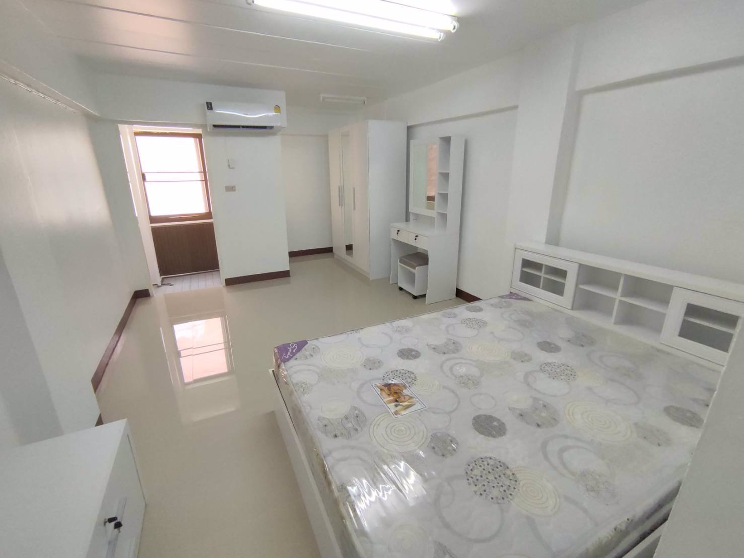 คอนโดนิรันดร์เรซิเดนซ์-5-ทำเลทอง-ราคาถูก-390000-บาท