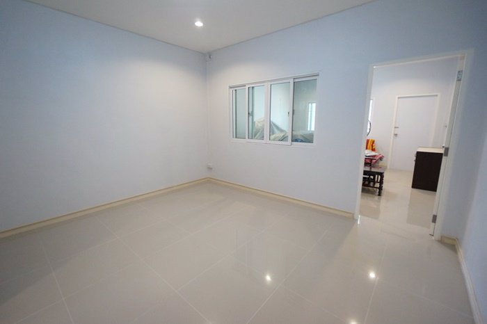 ขายด่วน-ทาวน์เฮ้าส์-21-ตรว-สูง-3-ชั้น-แต่งใหม่-สาธุประดิษฐ์-45-ทะลุถนนยานนาวา-ใกล้-ถนนพระราม-3-เดิ