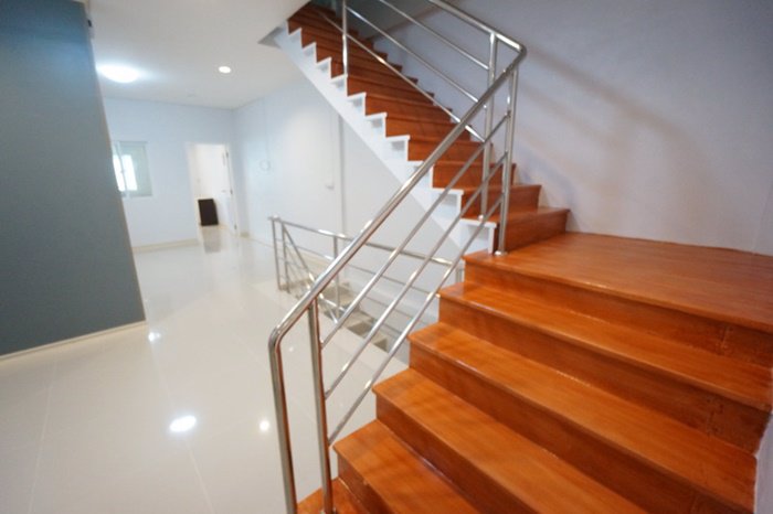 ขายด่วน-ทาวน์เฮ้าส์-21-ตรว-สูง-3-ชั้น-แต่งใหม่-สาธุประดิษฐ์-45-ทะลุถนนยานนาวา-ใกล้-ถนนพระราม-3-เดิ