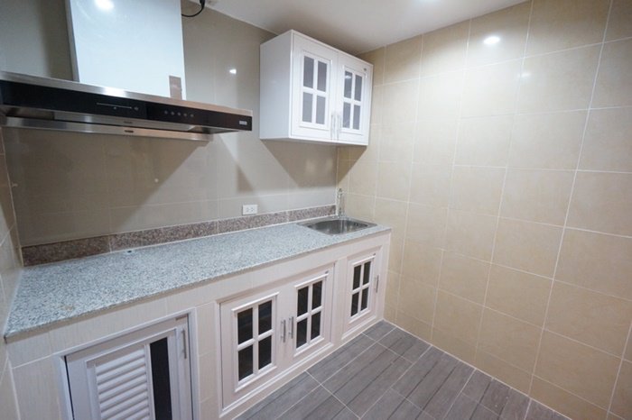 ขายด่วน-ทาวน์เฮ้าส์-21-ตรว-สูง-3-ชั้น-แต่งใหม่-สาธุประดิษฐ์-45-ทะลุถนนยานนาวา-ใกล้-ถนนพระราม-3-เดิ