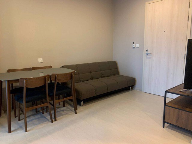 62050-ให้เช่าคอนโด-life-asoke-ขนาด-35-ตรม-2-ห้องนอน-1-ห้องน้ำ-เฟอร์นิเจอร์ครบชุด-ใกล้-mrt-เพชรบุรี