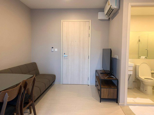 62050-ให้เช่าคอนโด-life-asoke-ขนาด-35-ตรม-2-ห้องนอน-1-ห้องน้ำ-เฟอร์นิเจอร์ครบชุด-ใกล้-mrt-เพชรบุรี