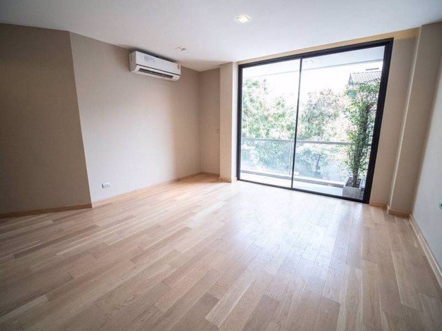 63002-ขายด่วนบ้านเดี่ยว-3-ชั้นพร้อมสระว่ายน้ำ-ซอยพัฒนเวศม์-1-ขนาด-121-ตรว-900-ตรม-5-นอน-5-น้ำ