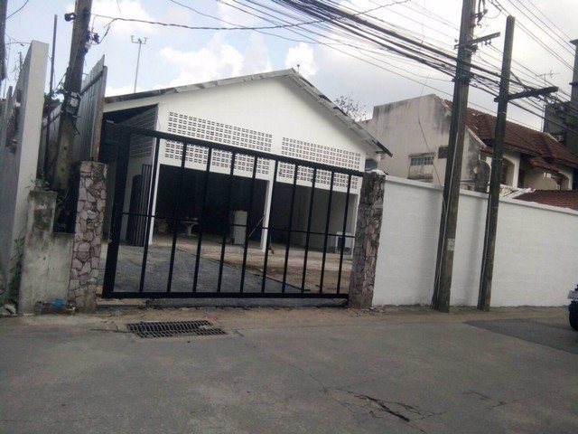 62059-ขายที่ดินพร้อมสิ่งปลูกสร้าง-133-ตรว-ซพัฒนเวชน์-12-หน้าหมู่บ้านผกามาศ-จอดรถได้มากกว่า-10-คัน