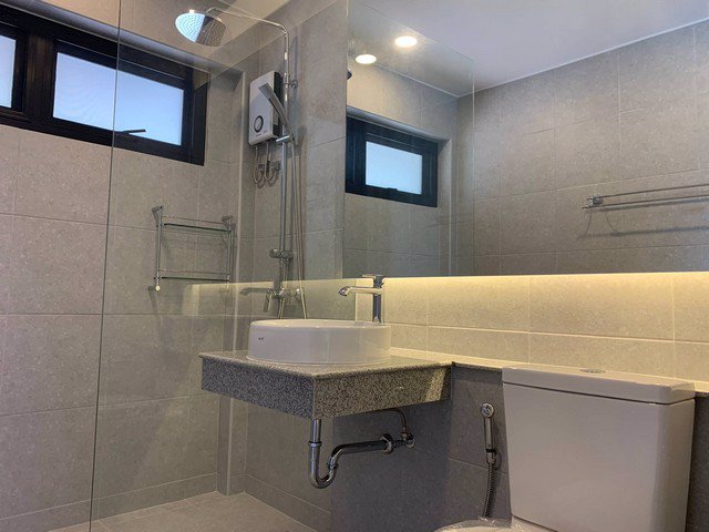 63005-ให้เช่าบ้านเดี่ยว-ในเขตยานนาวา-สาทร-พื้นที่เงียบสงบ-บ้านสวยพร้อมสวนเล็กๆ-สำหรับทำสำนักงาน