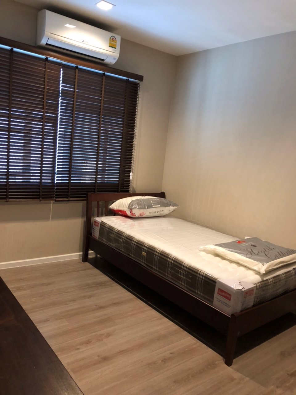 ทาวน์โฮมให้เช่า-35-ชั้น-193-ตรม-ตกแต่งพร้อมอยู่-33000-บาท-เดือน-บ้านกลางเมืองวิภาวดี