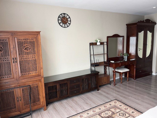 ทาวน์โฮมให้เช่า-35-ชั้น-193-ตรม-ตกแต่งพร้อมอยู่-33000-บาท-เดือน-บ้านกลางเมืองวิภาวดี