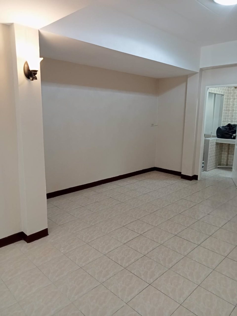 ให้เช่าทาวน์เฮาส์-ม-เพชรงาม-ใกล้-big-c-เทพารักษ์-big-c-ศรีนครินทร์-ถ-แพรกษาใหม่-นิคมอุตสาหกรรมบ