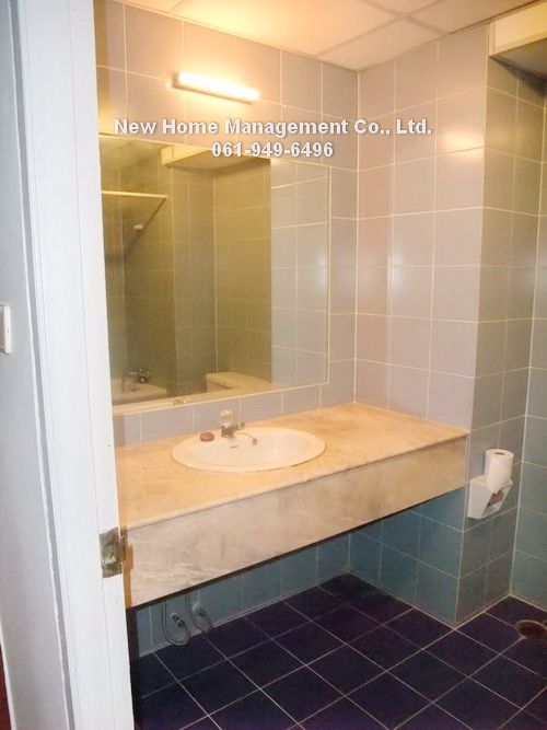 for-sale-aree-place-condominium-studio-room-near-bts-phrom-phong