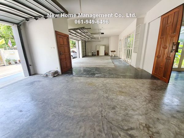 single-house-near-bts-ekamai-1km-2-storey-4-bedrooms-for-rent