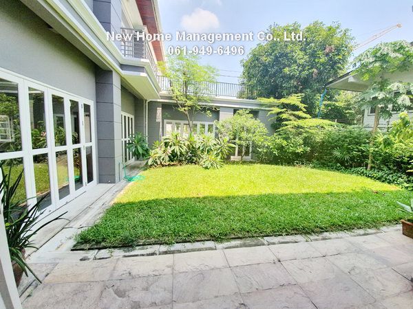 single-house-near-bts-ekamai-1km-2-storey-4-bedrooms-for-rent