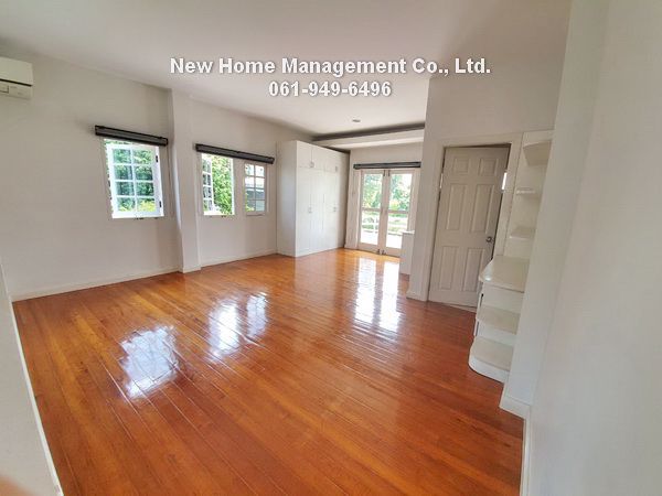 single-house-near-bts-ekamai-1km-2-storey-4-bedrooms-for-rent