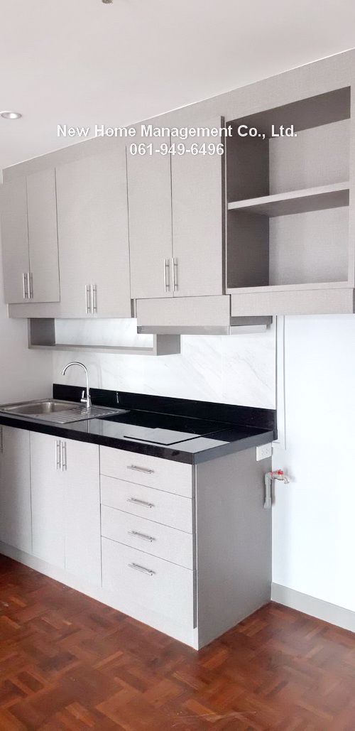 for-rent-silom-suite-condominium-2bedrooms-closed-to-bts