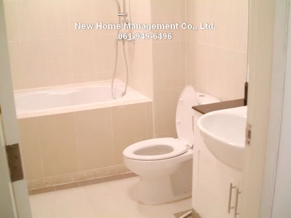 for-rent-the-49-plus-2-condominium-2bedrooms-fully-furnished-near-bts-promphong-
