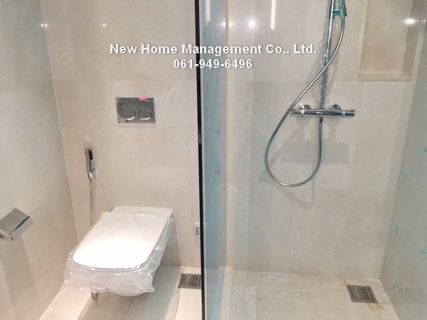 for-selling-magnolias-waterfront-residences-iconsiam-1bedroom-bts-krung-thon-buri-