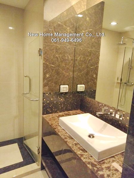 for-rent-the-address-61-condominium-2bedrooms-closed-to-bts-ekamai