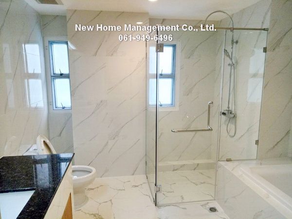 for-rent-apartment-sukhumvit-20-4bedrooms-near-bts-promphong