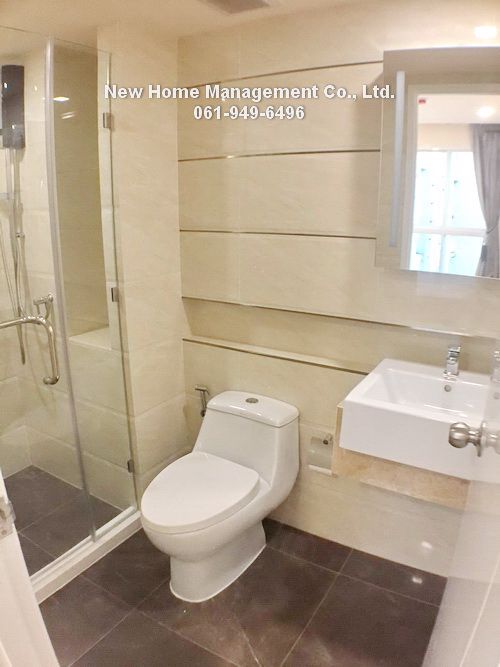 for-sale-rent-the-light-new-york-condominium-1bedroom-near-bts-punnavithee