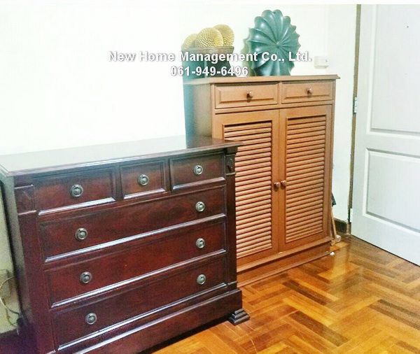 for-rent-sathorn-suite-condominium-1bedroom-close-to-bts