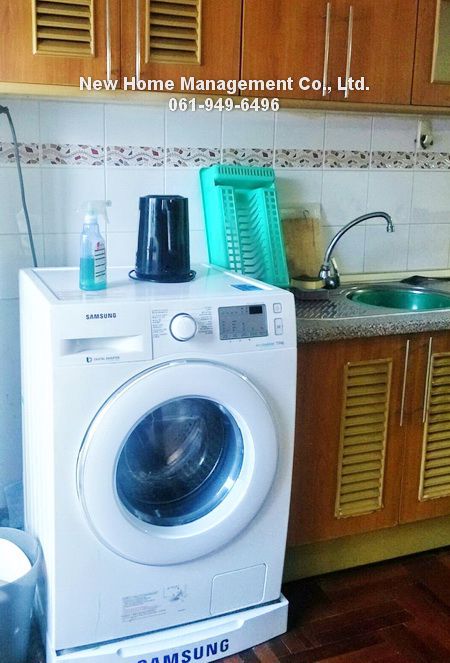 for-rent-sathorn-suite-condominium-1bedroom-close-to-bts