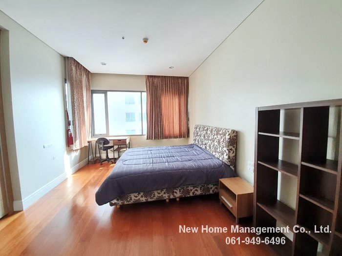 for-rent-duplex-bright-24-condominium-3bedrooms-near-bts-phromphong