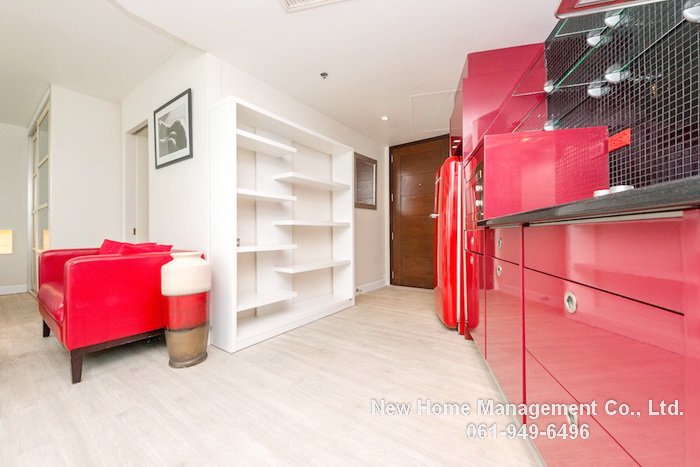 for-rent-sale-urbana-langsuan-condominium-studio-room-near-bts