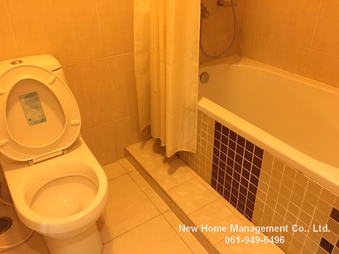 for-rent-the-clover-thonglor-condominium-1bedroom-near-bts-thonglor