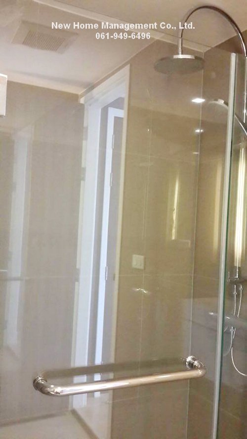 available-now-for-rent-dazzle-sukhumvit-7-condominium-1bedroom-near-bts