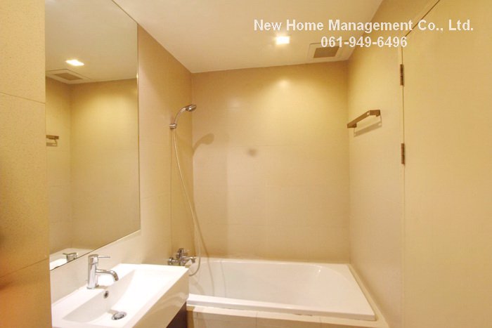 for-rent-noble-solo-condominium-2bedrooms-fully-furnished-near-bts