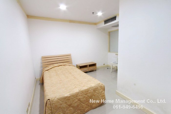 for-rent-the-waterford-diamond-condominium-2bedrooms-2bathrooms-near-bts