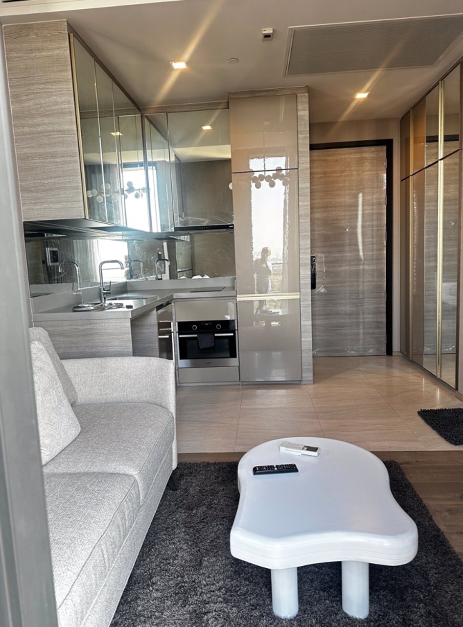 the-crest-park-residences