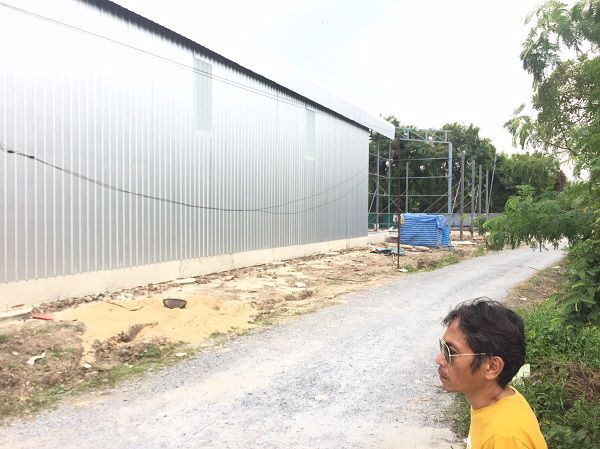 ให้เช่าโกดังใหม่ติดถนนบางกรวย-จงถนอม-แยกเป็น-4-โรงเล็ก-ขนาดพื้นที่-260-ตรม-มี-2-โรง-และขนาด-280-