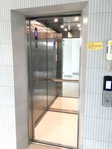 ให้เช่า-หรือ-ขาย-home-office-ตึก-5-ชั้นพร้อมลิฟต์-ติดถนนสุคนธสวัสดิ์-450-ตรม-24-ตรว-ซอยสุคนธสวัสด