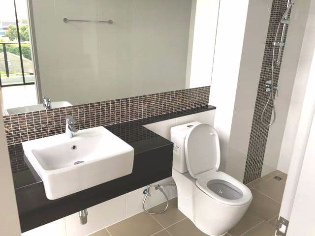 ให้เช่า-หรือ-ขาย-home-office-ตึก-5-ชั้นพร้อมลิฟต์-ติดถนนสุคนธสวัสดิ์-450-ตรม-24-ตรว-ซอยสุคนธสวัสด