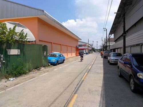 ให้เช่าอาคารสำนักงาน-ออฟฟิศ-ชั้น-2-renovated-ใหม่-พท-ขนาด-250-ตรม-ย่าน-ถนนเฉลิมพระเกียรติ-ร9-เขต