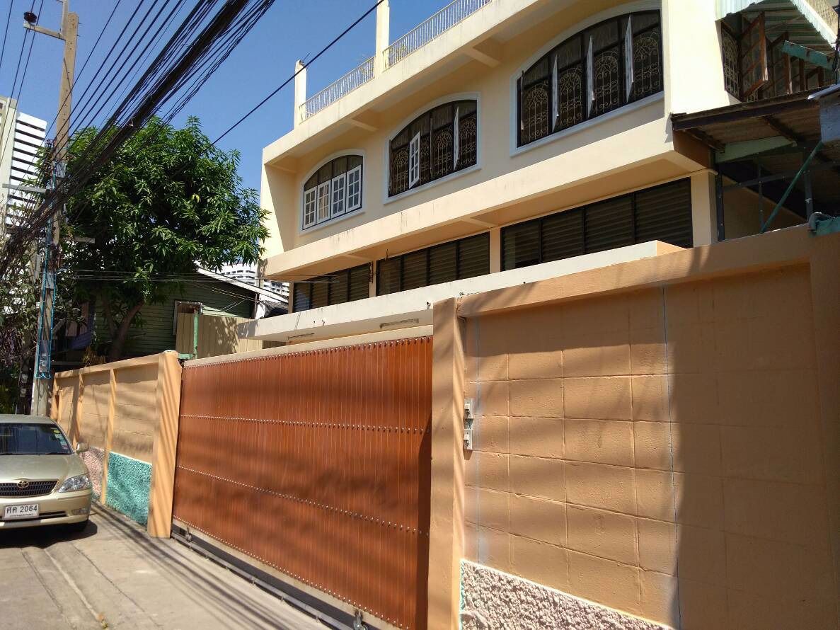 ให้เช่าสำนักงาน-และ-โกดัง-3ชั้น-เนื้อที่ใช้สอยประมาณ1300-ตรม-อยู่หลัง-lotus-พระราม3-ช่องนนทรี-และ