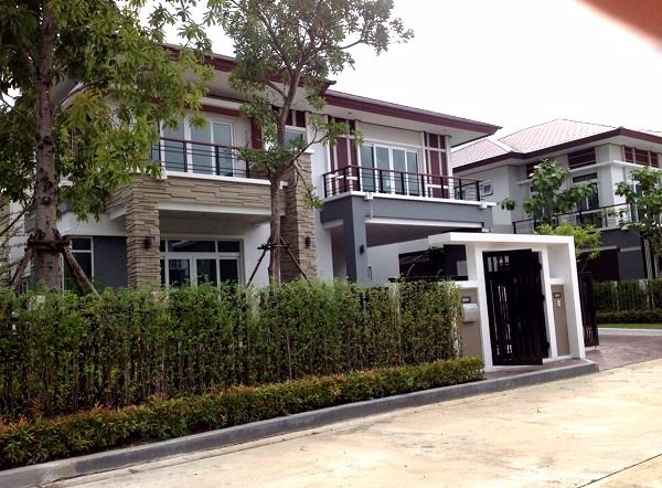 ขายด่วนบ้านเดี่ยว-nc-royal-ปิ่นเกล้า-พุทธมณฑลสาย-2-ขนาด-103-ตรวา-4-ห้องนอน-4-ห้องน้ำใกล้วงแหวนก