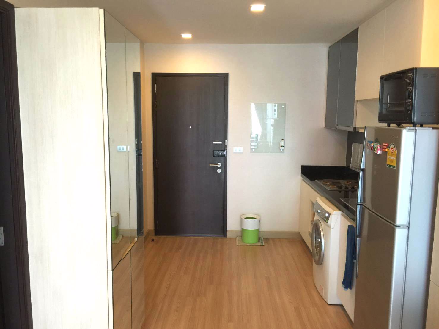 ขายคอนโด-skywalk-residence-55-ตรม-ริมถนนสุขุมวิท69-ติดสถานี-bts-พระโขนง-2-ห้องนอน-1-ห้องน้ำ-1-ห้องร