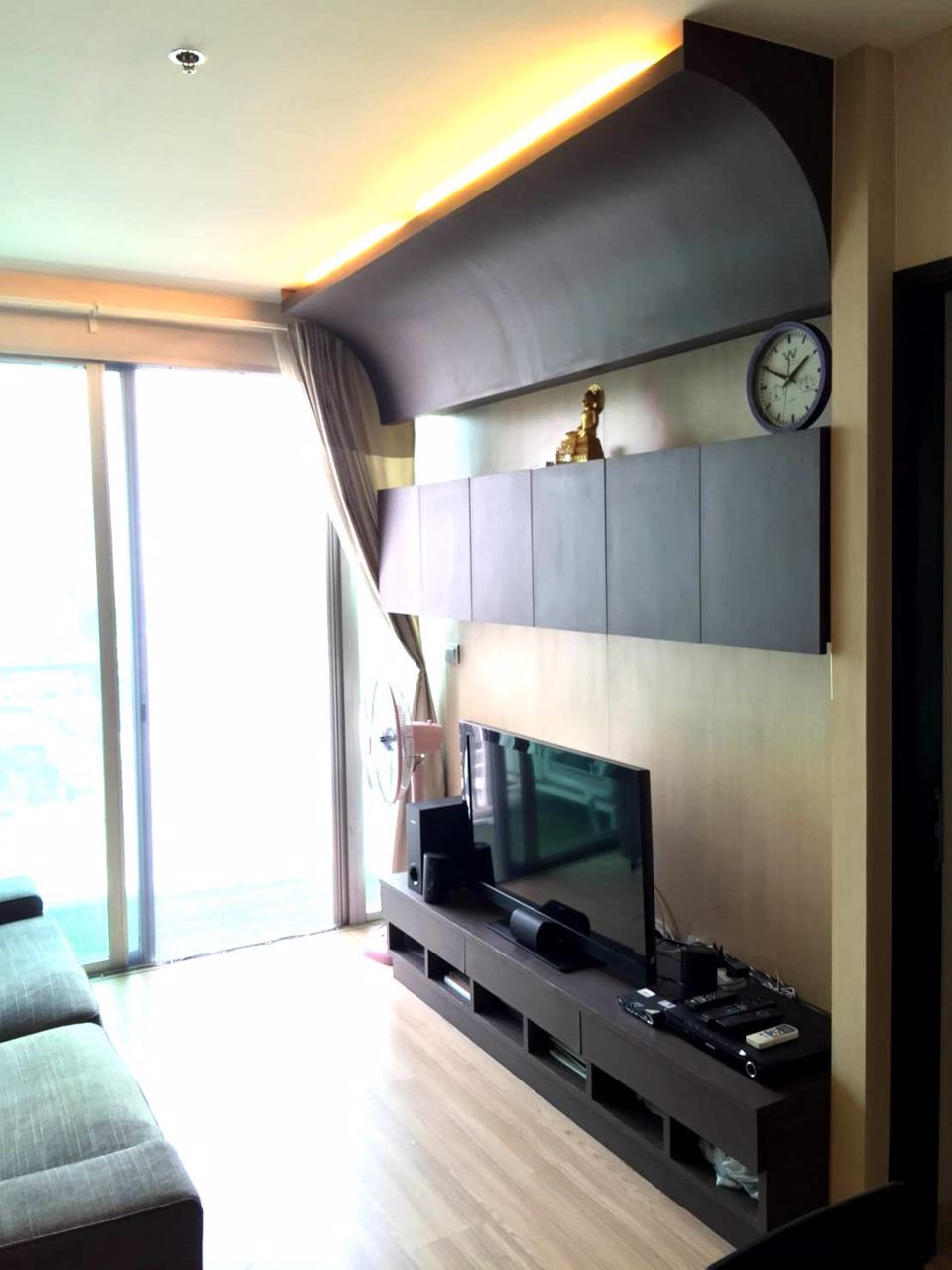 ขายคอนโด-skywalk-residence-55-ตรม-ริมถนนสุขุมวิท69-ติดสถานี-bts-พระโขนง-2-ห้องนอน-1-ห้องน้ำ-1-ห้องร