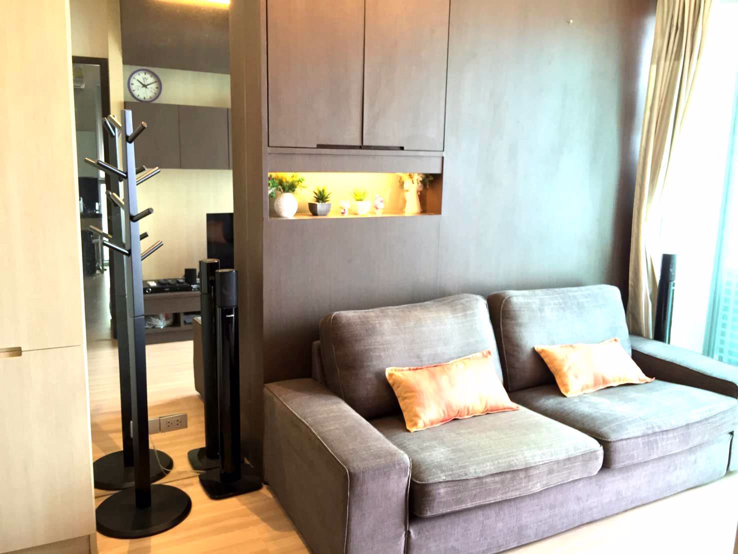 ขายคอนโด-skywalk-residence-55-ตรม-ริมถนนสุขุมวิท69-ติดสถานี-bts-พระโขนง-2-ห้องนอน-1-ห้องน้ำ-1-ห้องร