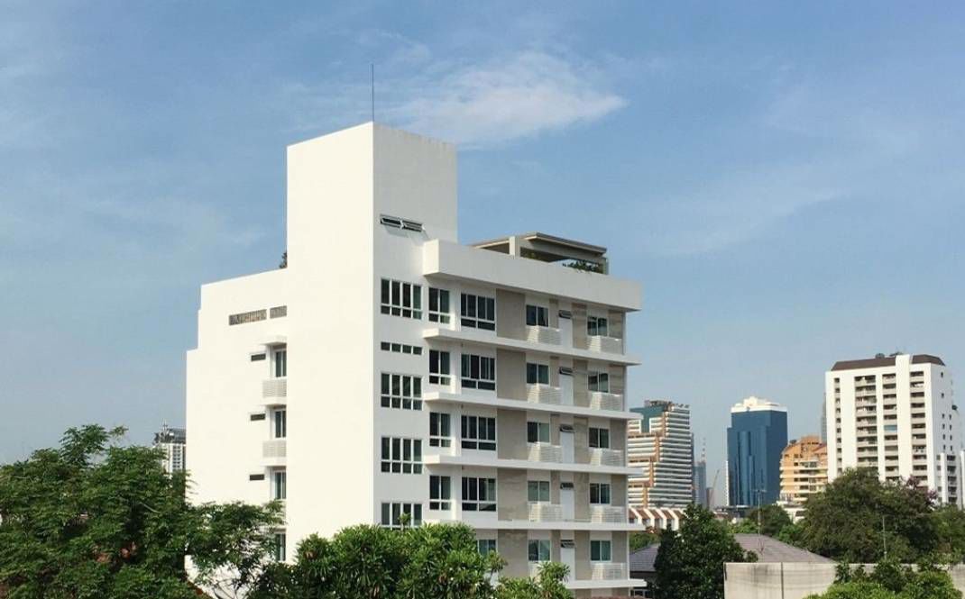 ให้เช่า-service-apartment-หรูย่านเอกมัย-ขนาด120-ตรม-มี2-ห้องนอน-พร้อมสิ่งอำนวยความสะดวกครบสระว่ายน้