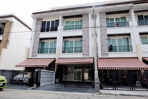 ให้เช่าทาวน์โฮม-บ้านกลางเมือง-s-senseประดิษฐ์มนูธรรม-3-ชั้น-3-ห้องนอน-3-ห้องน้ำมีแอร์-4-ตัว-รถ2