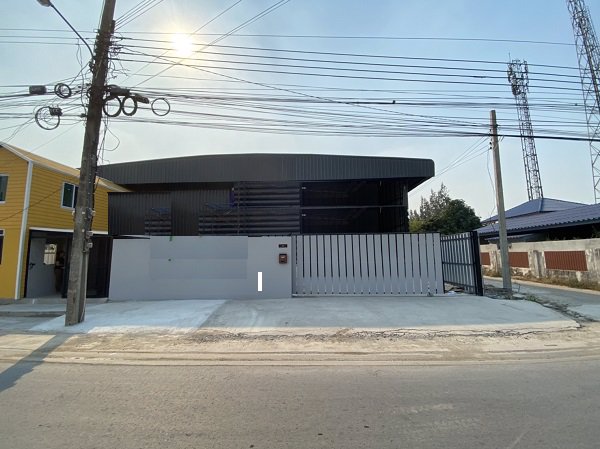 ให้เช่าโกดัง-ใหม่-ย่านถนนเลียบกาญจนา-มอเตอร์เวบ์-สะพานสูง-432-ตรม-ห้องน้ำ-3-ห้องประตูกว้าง-6-เมตร