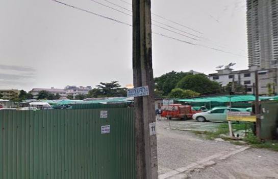 ให้เช่าที่ดินถมแล้ว-ย่านสาทรสีลม-700-ตรว-เหมาะทำแคมป์คนงานก่อสร้างใกล้สถานี-bts-สะพานตากสิน