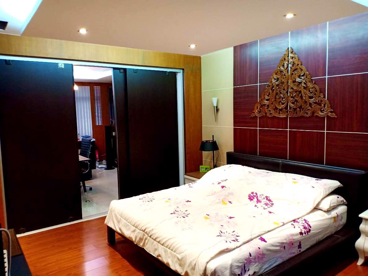 ขาย-office-สำนักงาน-4-ชั้น-2-ห้องติดใกล้-bts-สถานีวัดพระศรีมหาธาตุ-ใกล้มหาวิทยาลัยเกริก-ใกล้-bts-ส