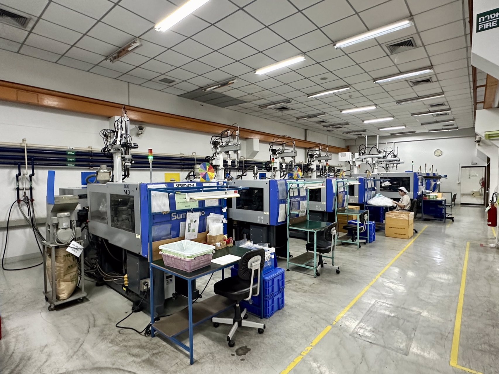 ขาย-โรงงาน-ฉีดพลาสติก-พร้อมเครื่องจักร-โรจนะ1